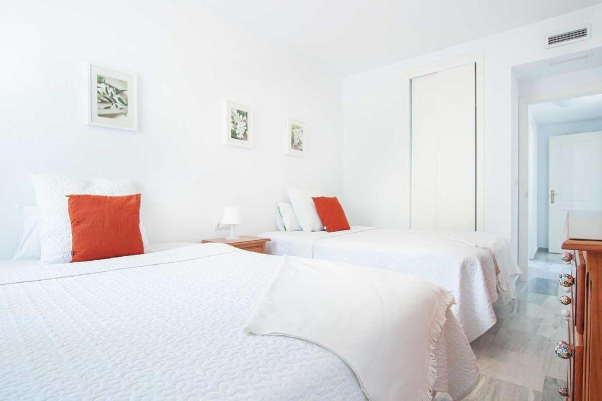 Precioso Atico En Cabopino - Marbella Appartement Buitenkant foto