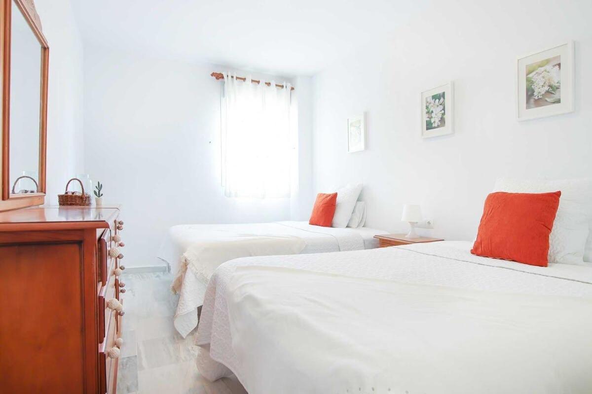 Precioso Atico En Cabopino - Marbella Appartement Buitenkant foto